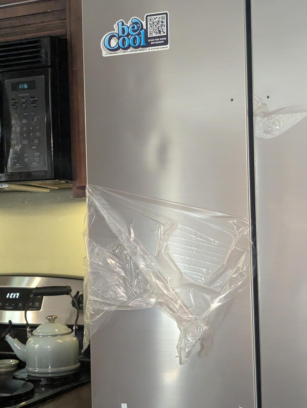 BLACK+DECKER 10 Cu. Ft. Upright Freezer, BUF1000LW, White customer photo 2