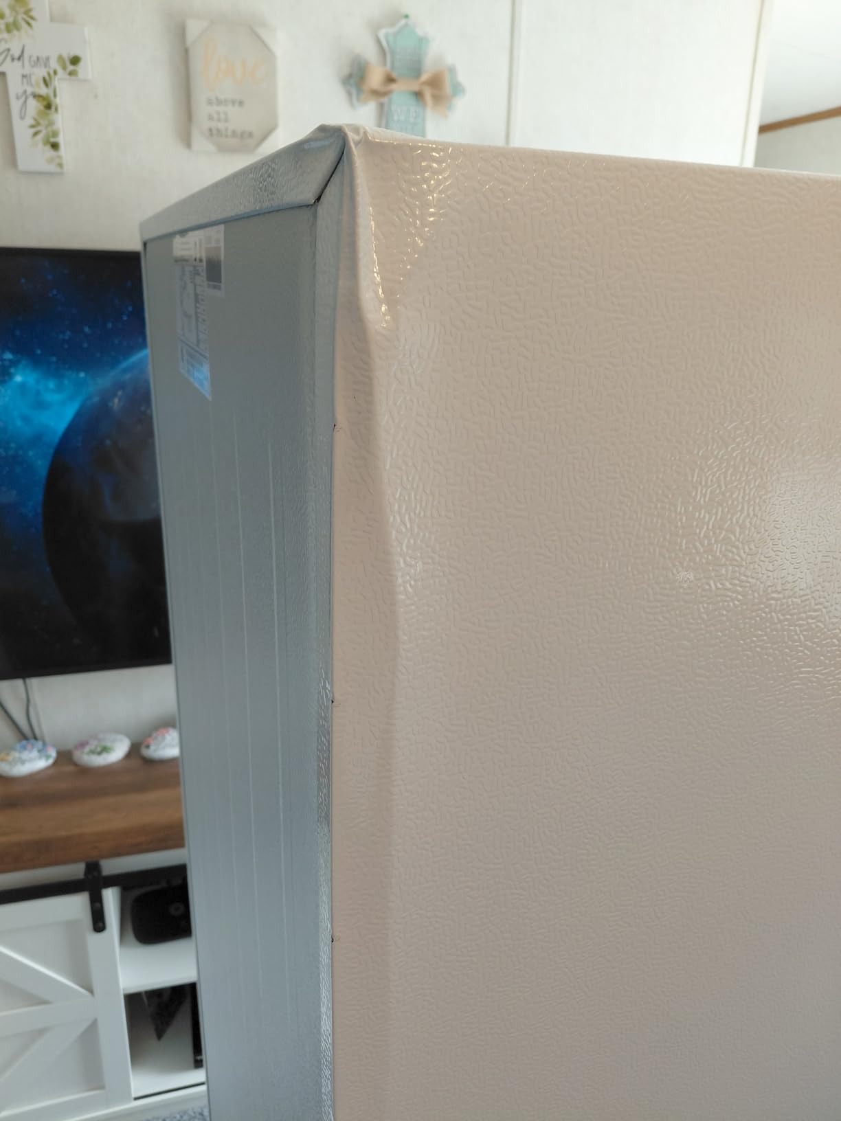 BLACK+DECKER 14 Cu. Ft. Convertible Freezer Refrigerator, Upright Freezer with Glass Shelves, ENERGY STAR rated, Frost Free, BUC1400XB, Black customer photo 1
