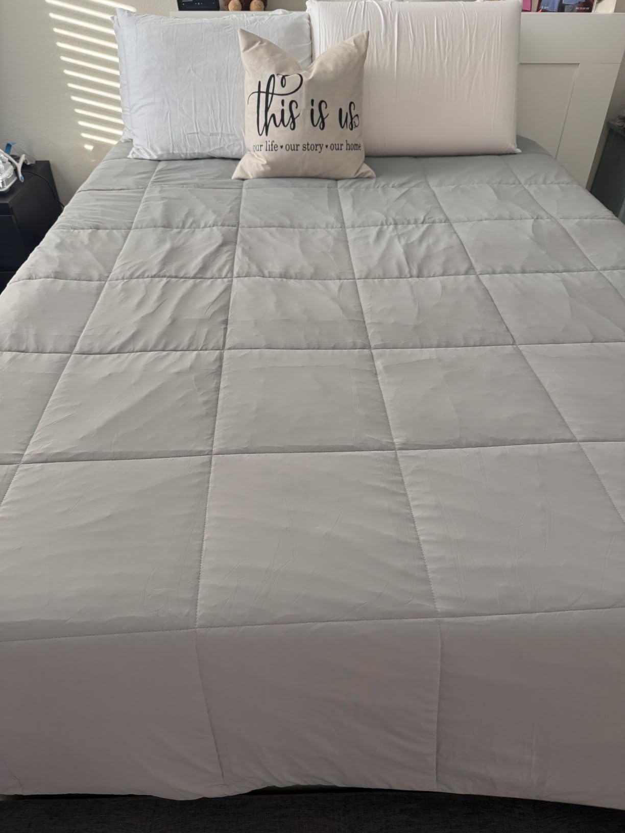 Silvery Silver-Infused Cooling Comforter – Award-Winning Self-Cooling Blanket for Hot Sleepers with Self-Cleaning Silvery Technology for Sweat-Free & Cool Sleep (Gray, Full/Queen (90