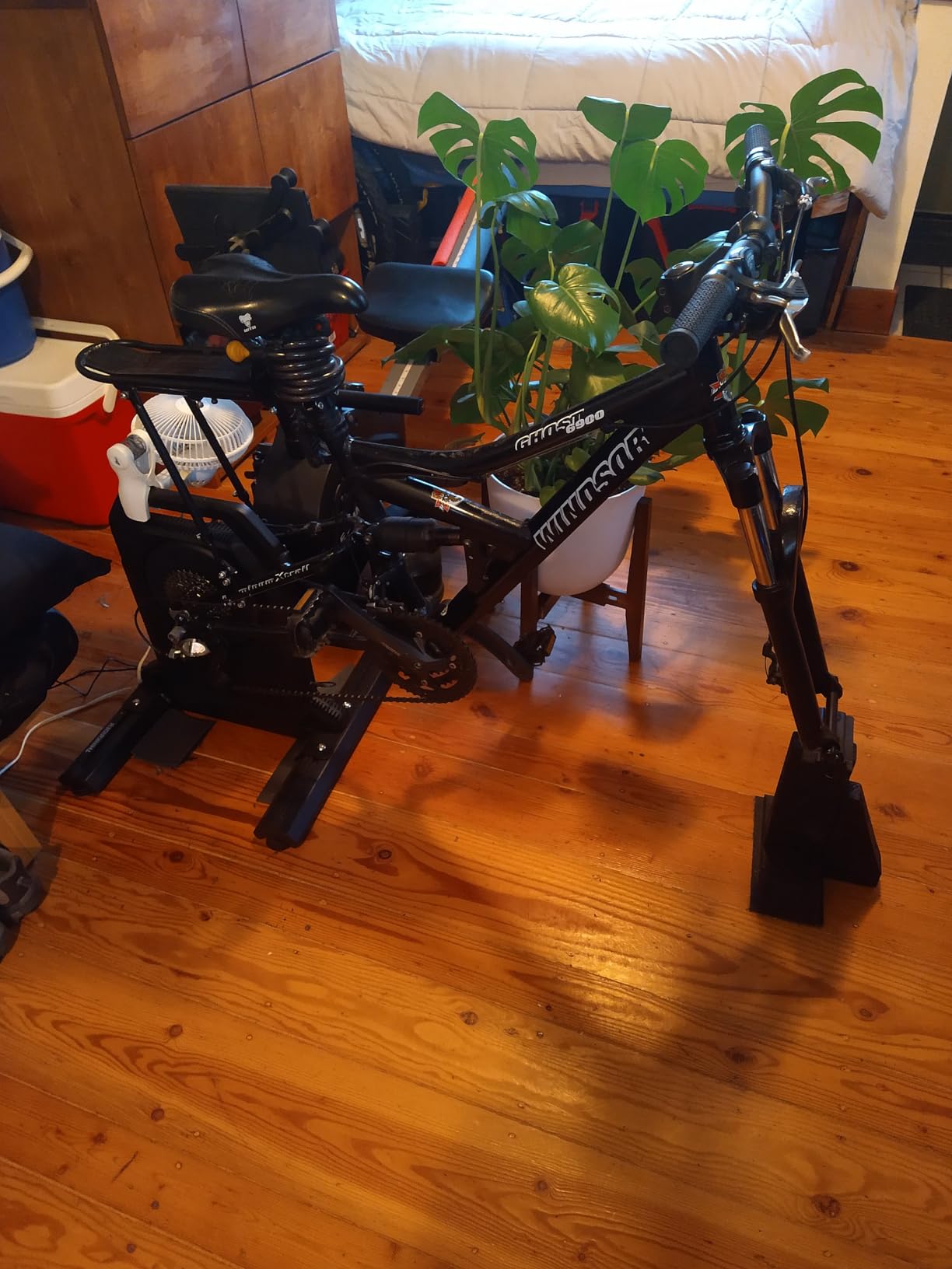 ThinkRider XXPRO Smart Bike Trainer,2500W,25% Gradient,ANT + & BLE customer photo 1