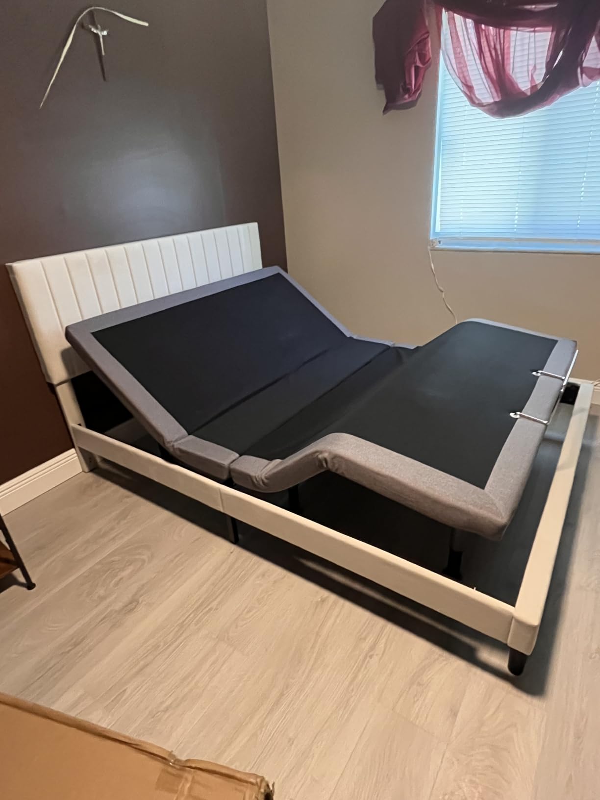 Adjustable Bed Frame King Size with Wireless Remote, Head Foot Incline, USB, Underbed Light - Heavy Duty Platform, Zero Gravity Bedframe customer photo 2