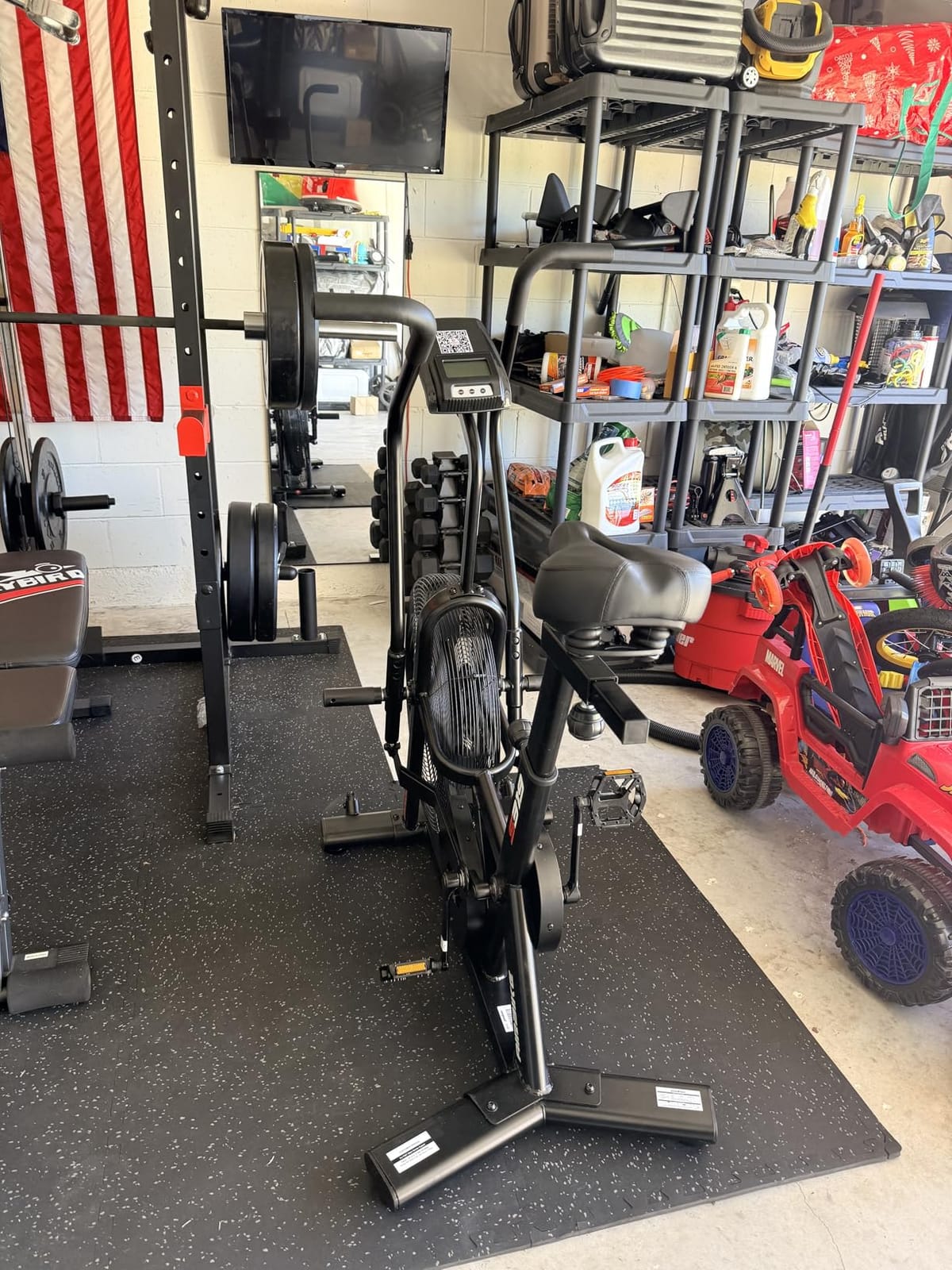 pooboo Air-Resistance Exercise Fan Bike, Air Bike with Dual Acction Handlebars&Dual-Layer Transmission System, Stationary Bike with APP Connection for Home Gym HIIT Cardio Full Body Workout customer photo 2