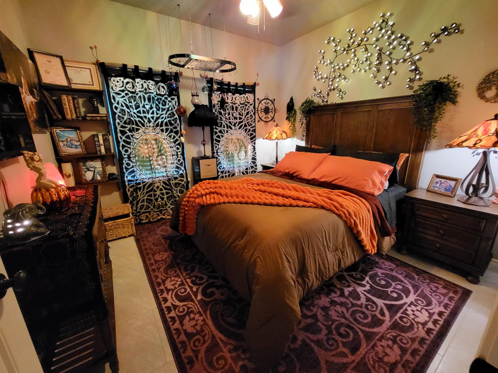 AMERLIFE Solid Wood 3-Piece Set, King Bed & 2 Nightstands, Dark Brown customer photo 2