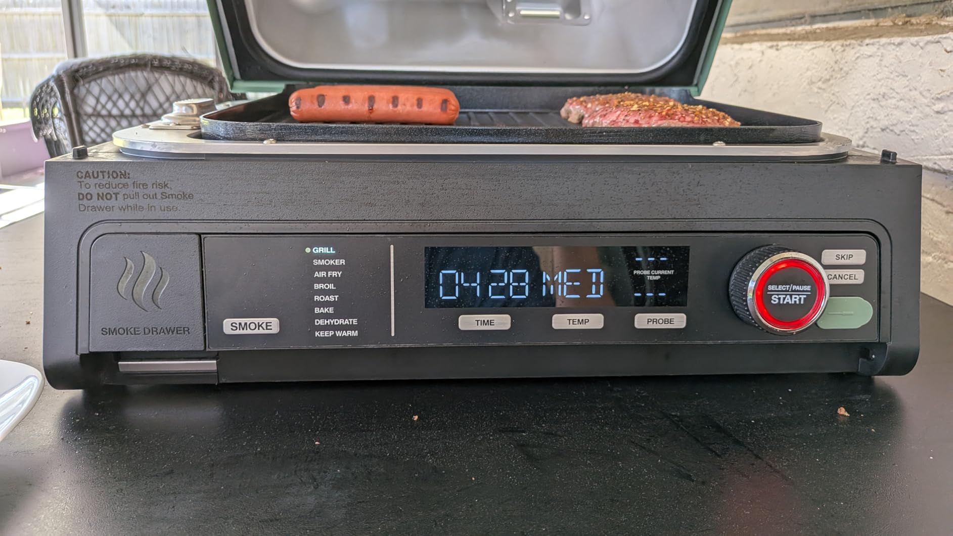 Cuisinart Outdoor Electric Grill, 8-in-1 Air Fryer/Grill/Smoker, 154 sq in customer photo 2