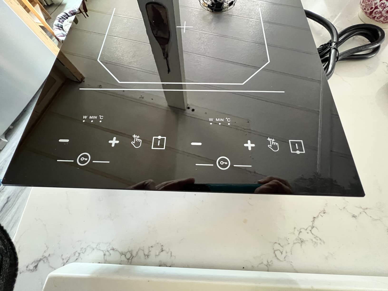 30 Inch Induction Cooktop with Downdraft, 4 Burner 220V Electric Stove Top customer photo 2