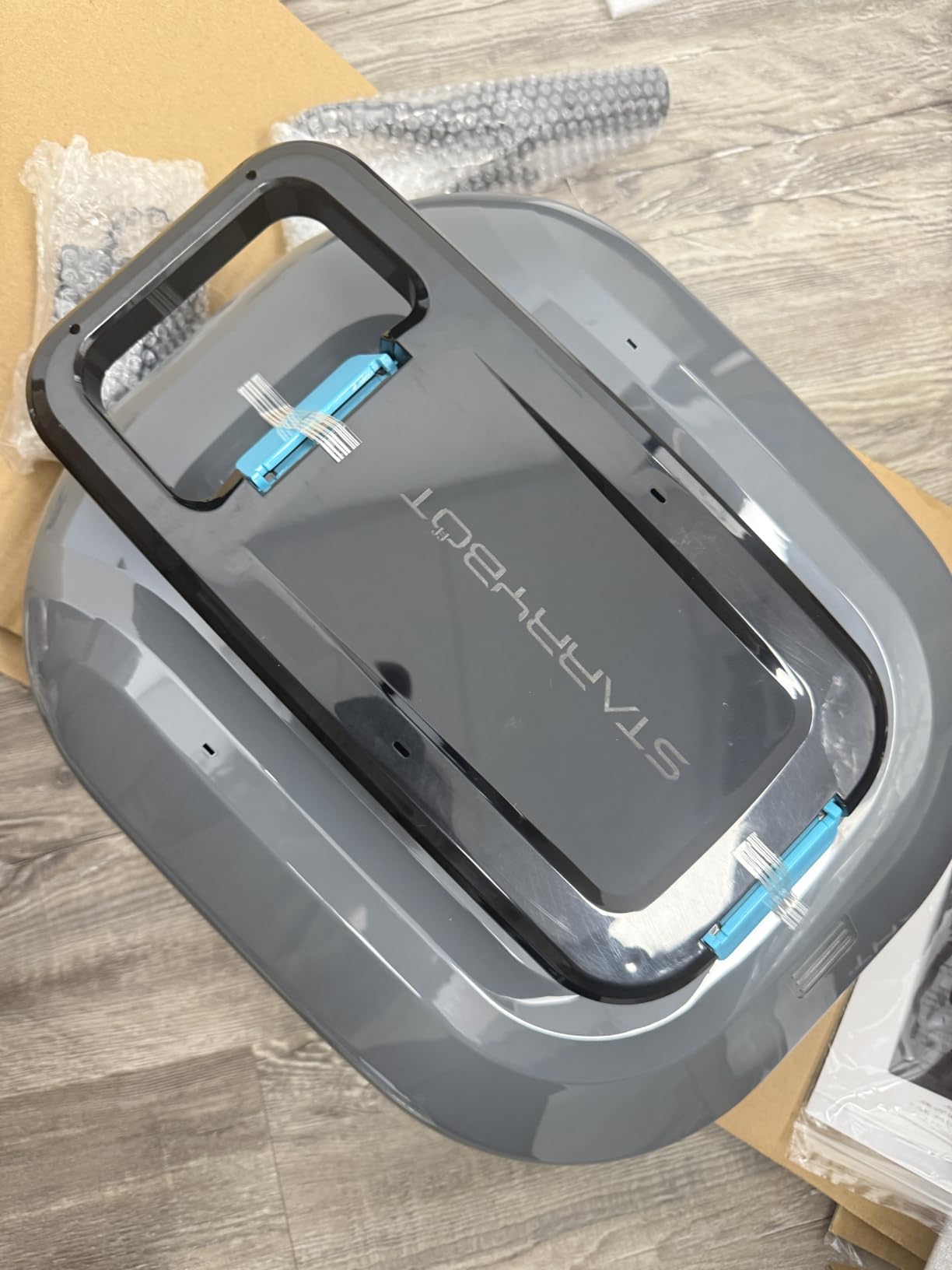 STARRYBOT Robotic Pool Vacuum, Dual-Motor Above-Ground Cleaner(Gray) customer photo 1